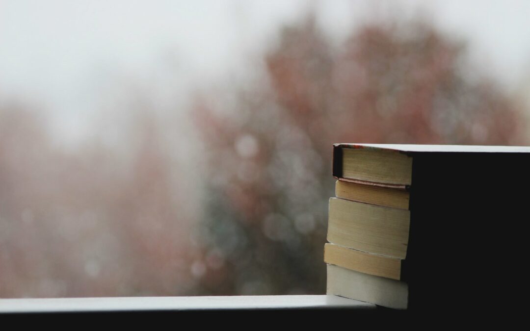 books rainy window 1290×860